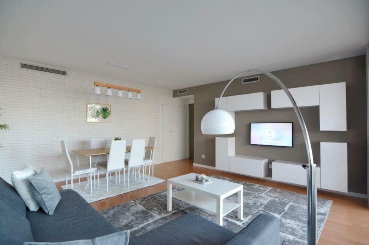 Lodging Apartments Forum 25 - Barcelona Forum Apartment Sant Adria de Besos Εξωτερικό φωτογραφία
